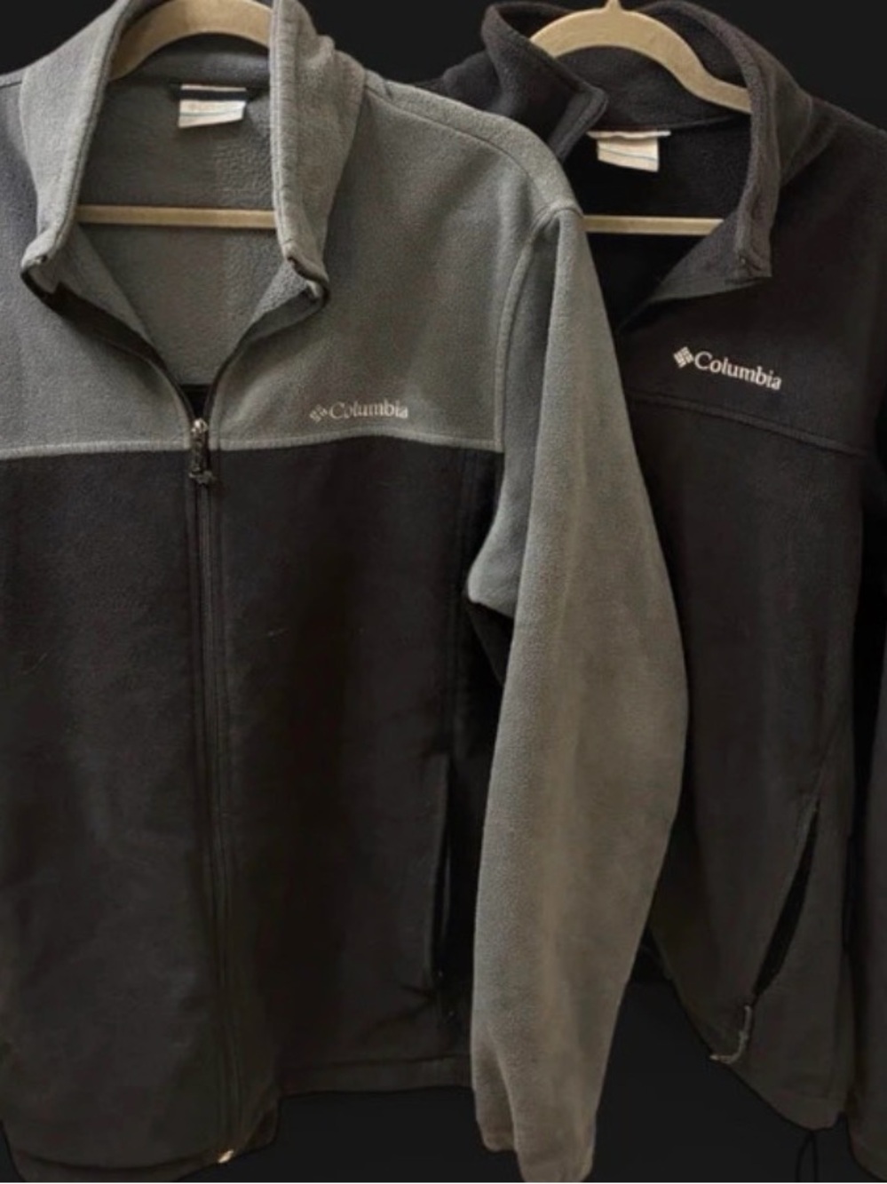 Columbia Two-Tone Black & Gray Lightweight Fleece Jacket